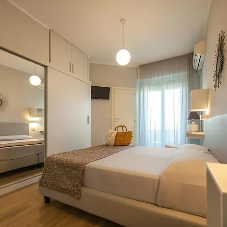 Brig Fronte Mare Nuova Gestione Hotel 3*