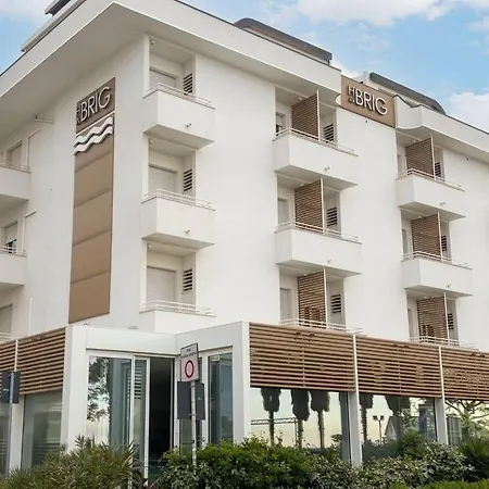 Brig Fronte Mare Nuova Gestione Hotel