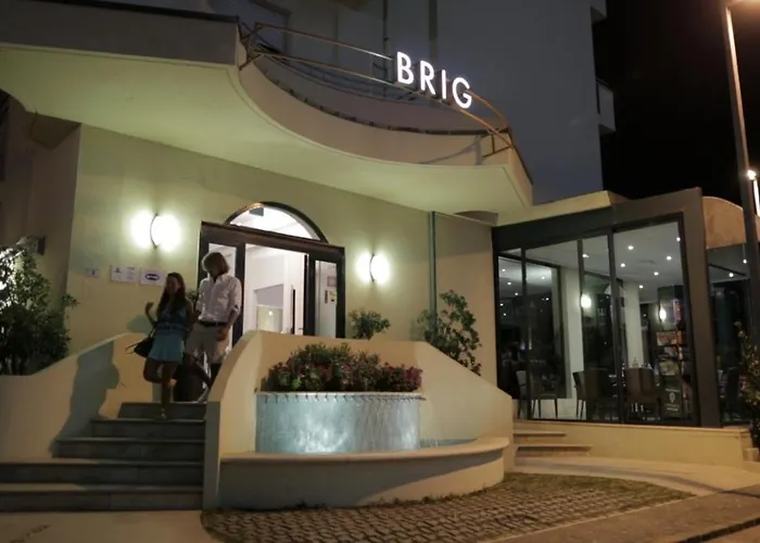 Brig 酒店